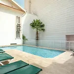 Arbatt مرمريس